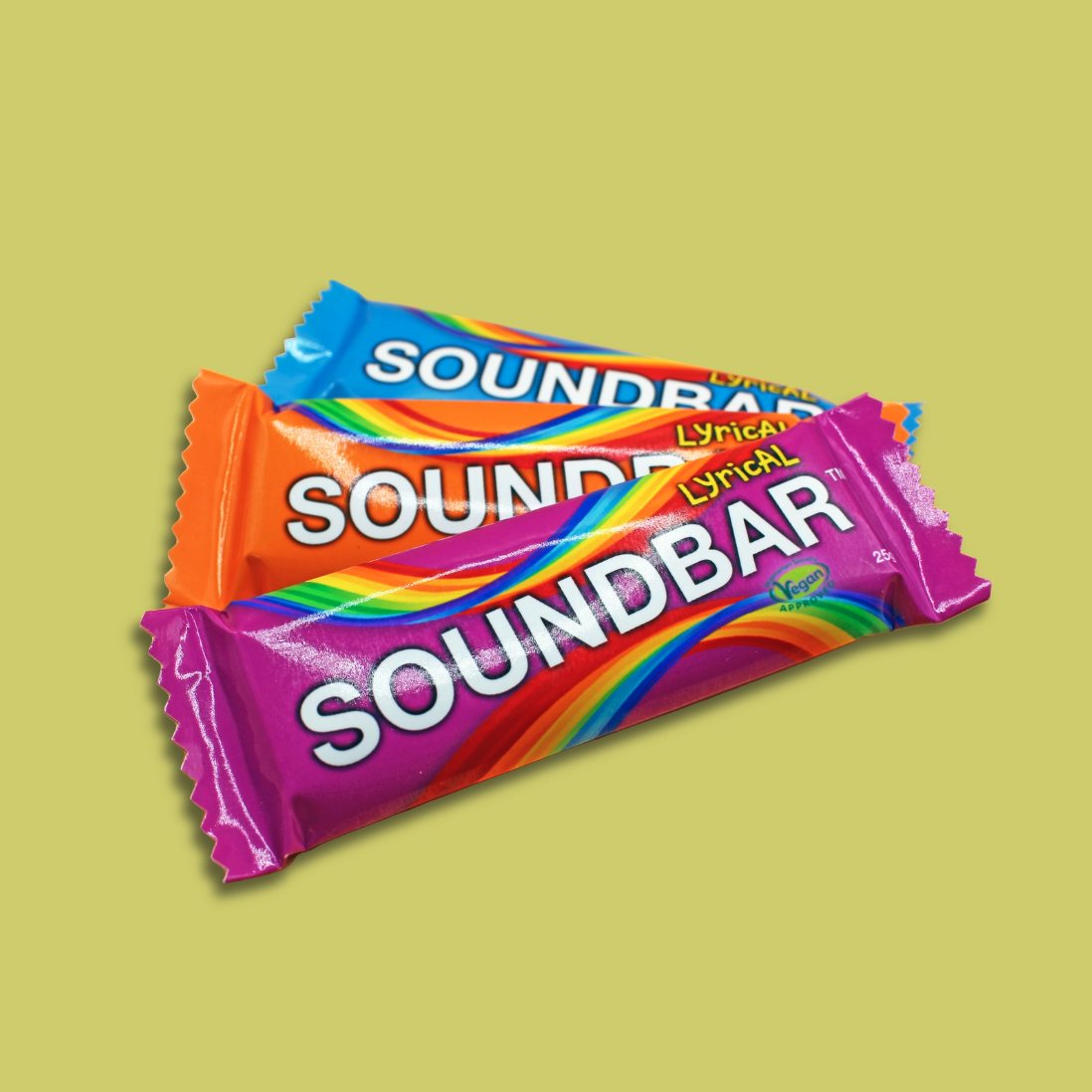 The three bar colourways shot on olive